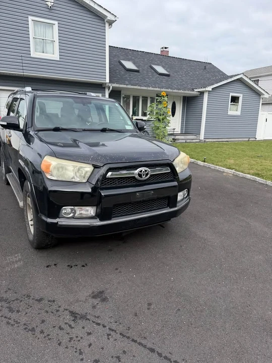 2011 Toyota 4Runner 5th Gen - Image 5 of 16