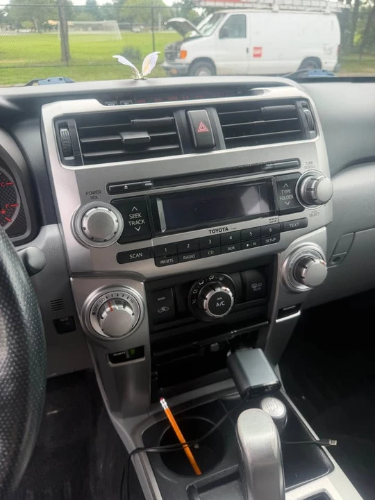 2011 Toyota 4Runner 5th Gen - Image 15 of 16