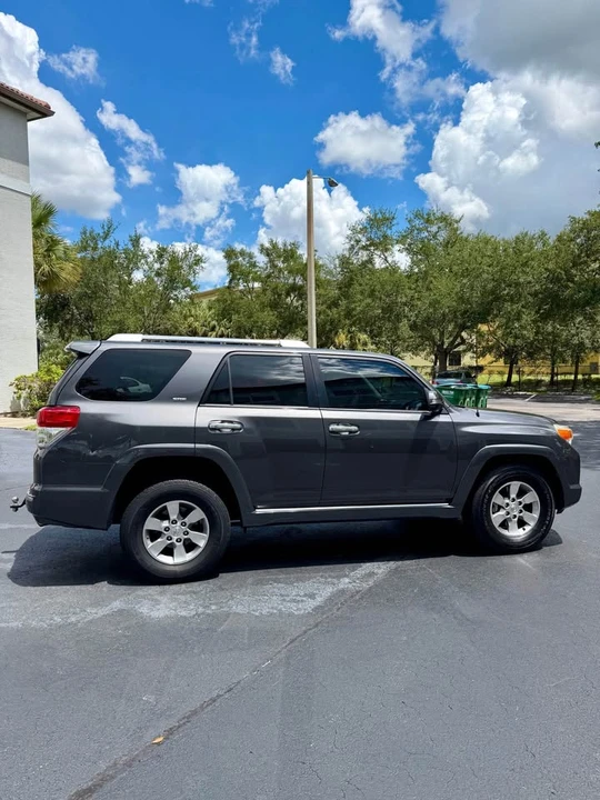2011 Toyota 4Runner 5th Gen - Image 8 of 20