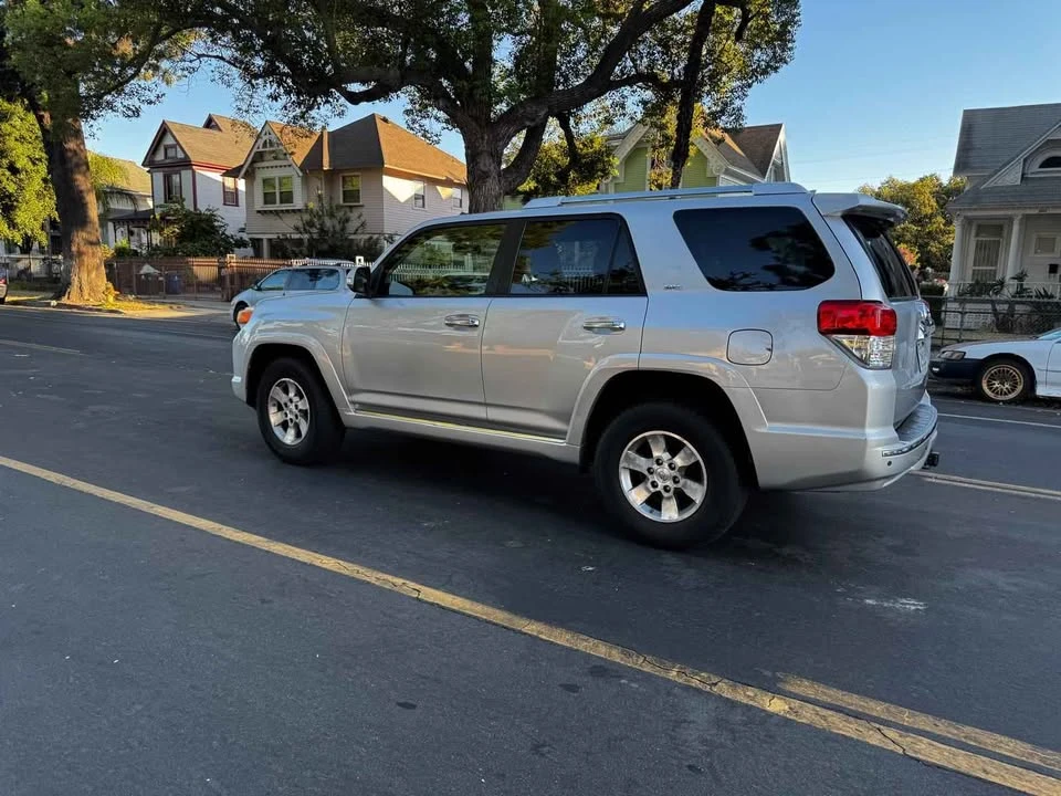 2011 Toyota 4Runner 5th Gen - Image 2 of 16