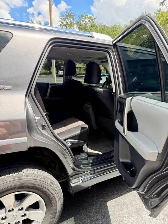 2011 Toyota 4Runner 5th Gen - Image 18 of 20