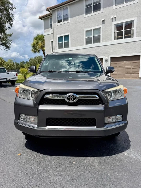 2011 Toyota 4Runner 5th Gen - Image 11 of 20
