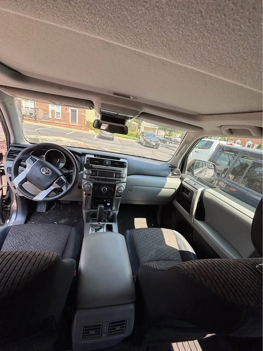 2011 Toyota 4Runner 5th Gen - Image 11 of 20