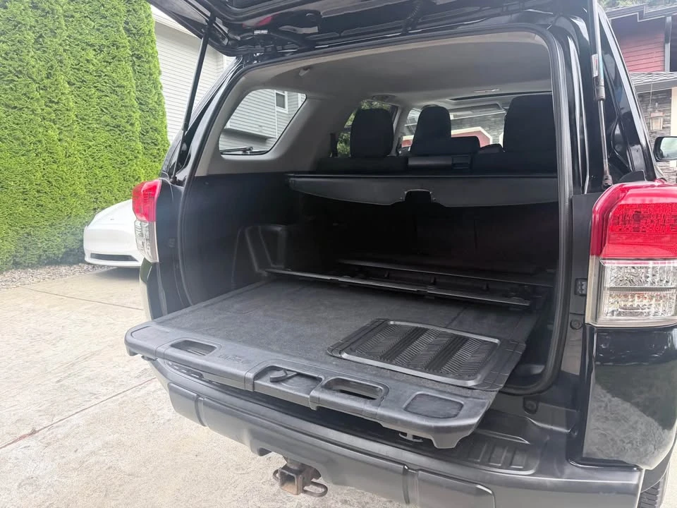 2011 Toyota 4Runner 5th Gen - Image 9 of 15