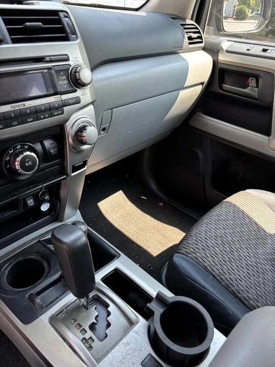 2011 Toyota 4Runner 5th Gen - Image 10 of 20