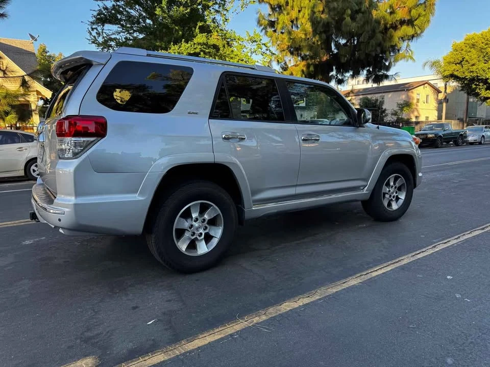 2011 Toyota 4Runner 5th Gen - Image 4 of 16