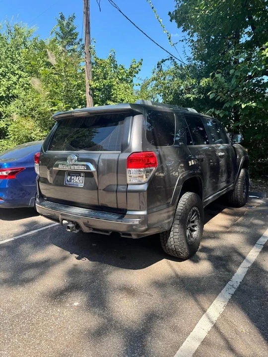 2011 Toyota 4Runner 5th Gen - Image 9 of 12