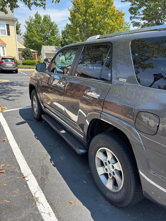 2011 Toyota 4Runner 5th Gen - Image 4 of 20