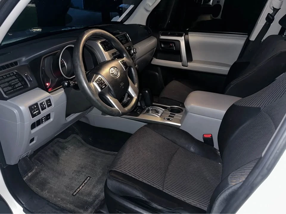 2011 Toyota 4Runner 5th Gen - Image 8 of 11