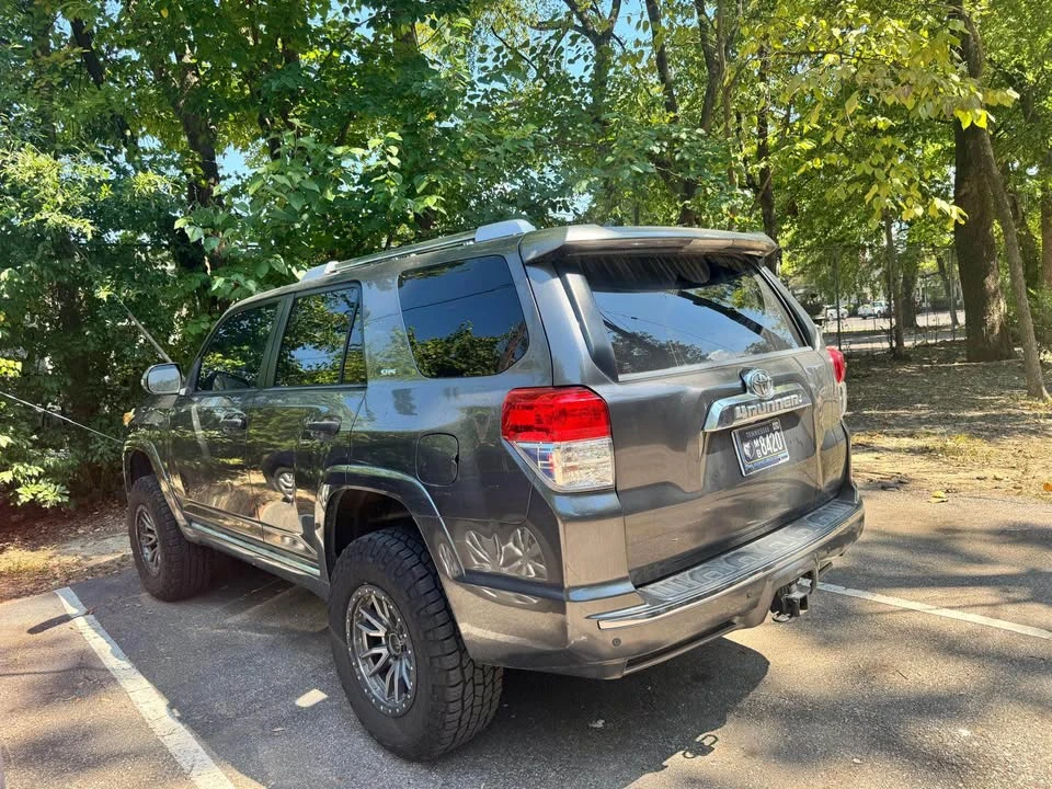 2011 Toyota 4Runner 5th Gen - Image 2 of 12
