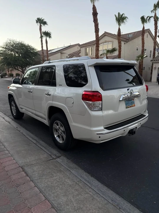 2011 Toyota 4Runner 5th Gen - Image 4 of 14