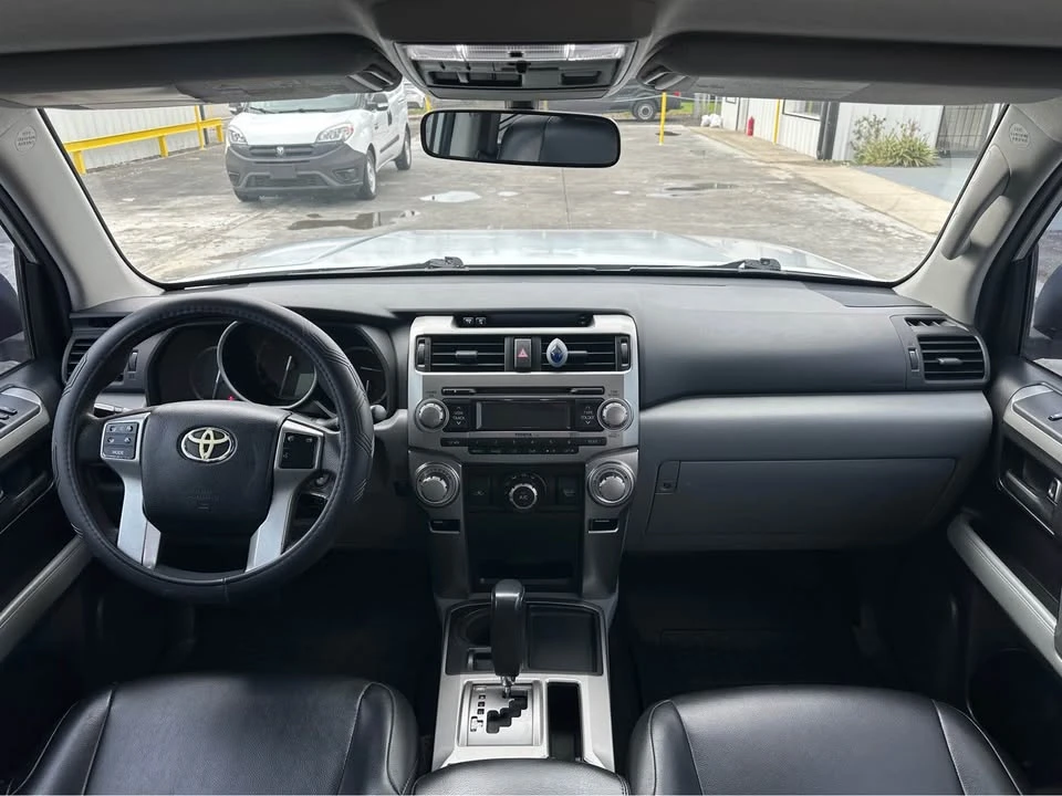 2011 Toyota 4Runner 5th Gen - Image 16 of 19