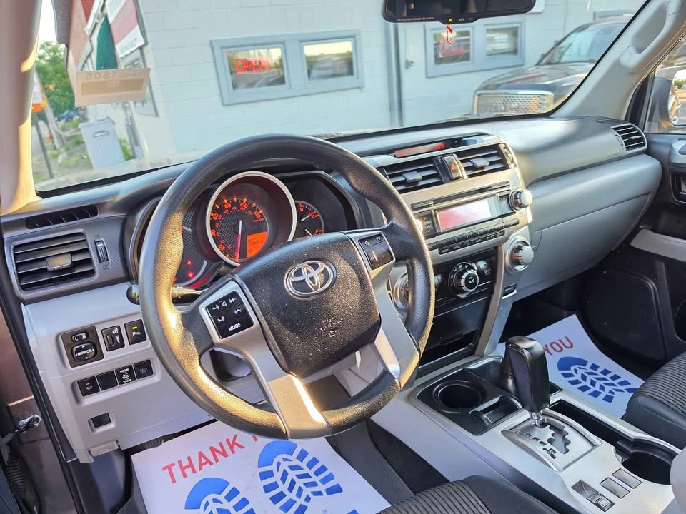 2011 Toyota 4Runner 5th Gen - Image 12 of 20