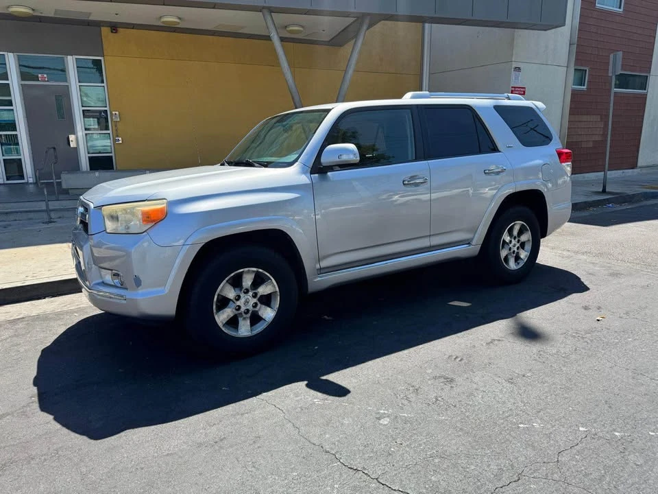 2011 Toyota 4Runner 5th Gen - Image 6 of 9