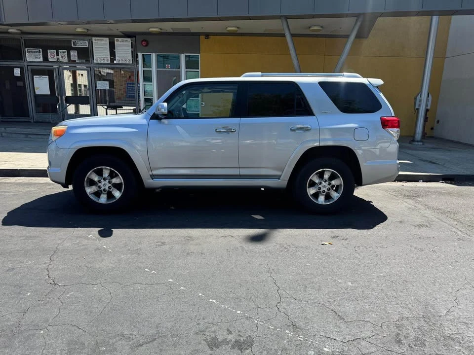 2011 Toyota 4Runner 5th Gen - Image 9 of 9