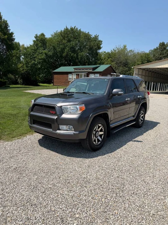 2011 Toyota 4Runner 5th Gen - Image 2 of 9