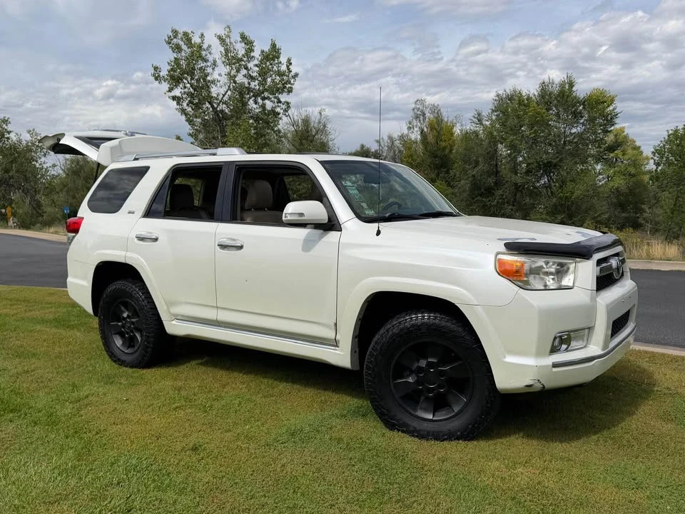 2011 Toyota 4Runner 5th Gen - Image 17 of 17
