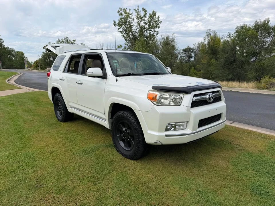 2011 Toyota 4Runner 5th Gen - Image 6 of 17