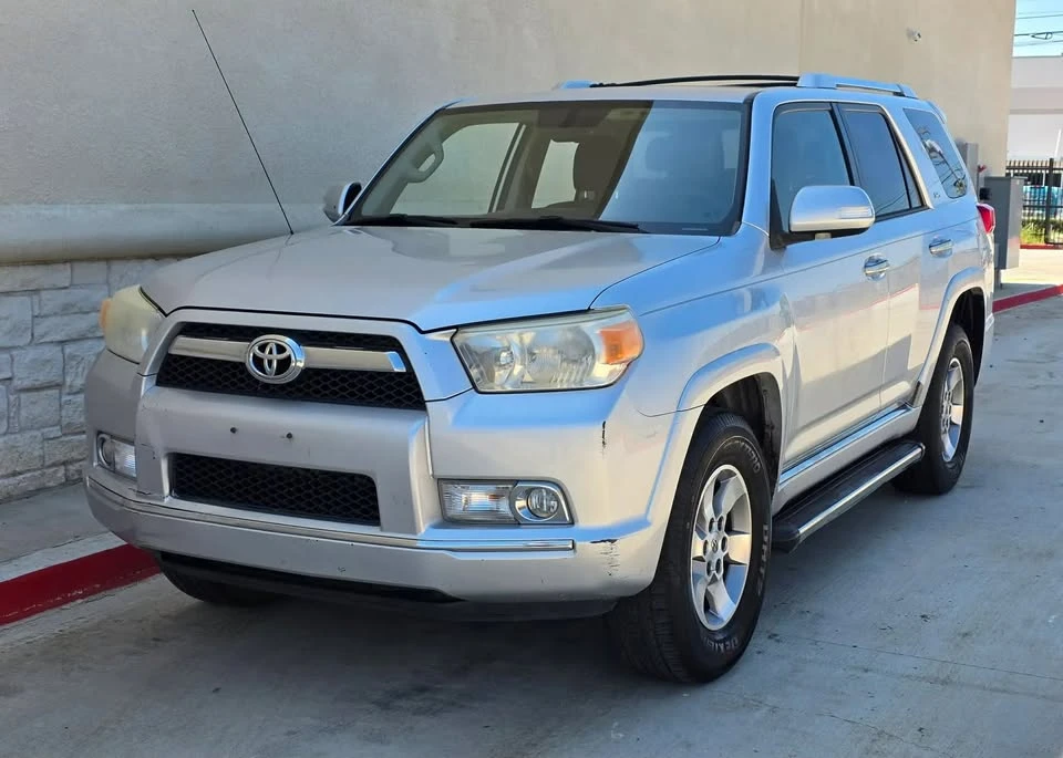 2011 Toyota 4Runner 5th Gen - Image 4 of 20