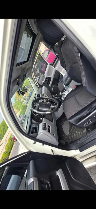 2011 Toyota 4Runner 5th Gen - Image 11 of 14