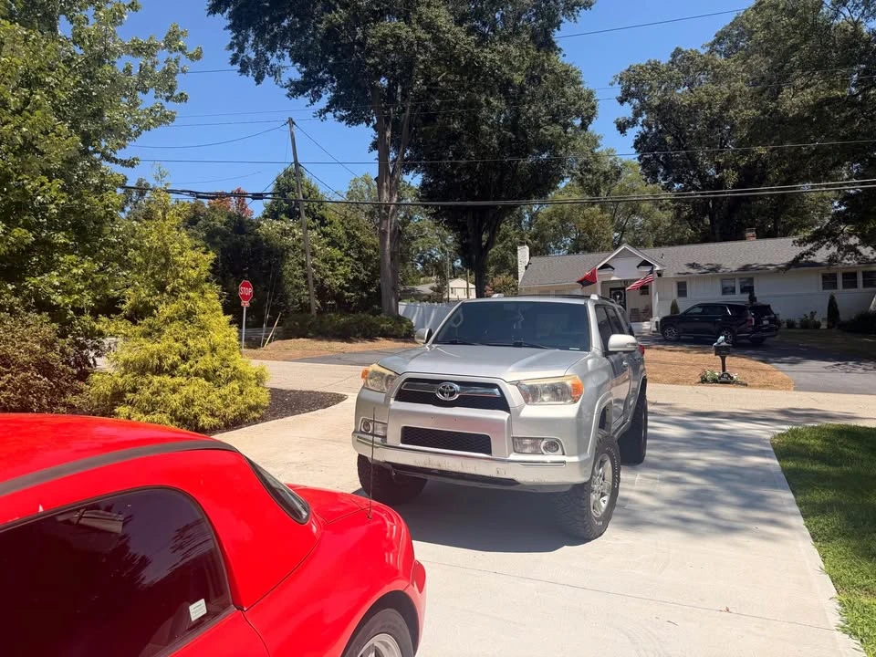 2011 Toyota 4Runner 5th Gen - Image 2 of 8