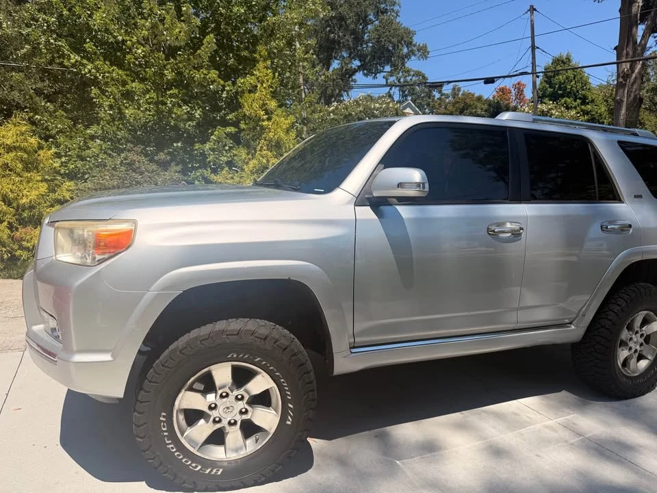 2011 Toyota 4Runner 5th Gen - Image 3 of 8