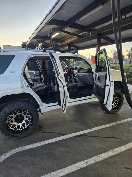 2011 Toyota 4Runner 5th Gen - Image 8 of 8