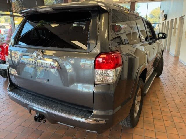 2011 Toyota 4Runner 5th Gen - Image 9 of 20