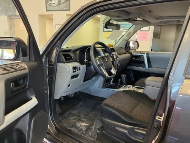 2011 Toyota 4Runner 5th Gen - Image 15 of 20