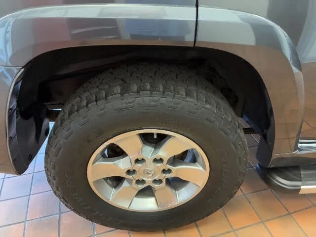 2011 Toyota 4Runner 5th Gen - Image 13 of 20