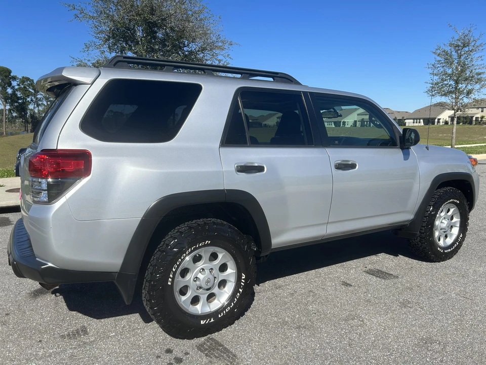 2011 Toyota 4Runner 5th Gen - Image 12 of 31