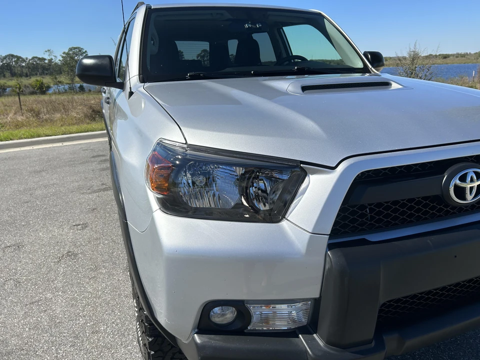2011 Toyota 4Runner 5th Gen - Image 16 of 31