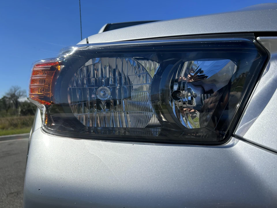 2011 Toyota 4Runner 5th Gen - Image 18 of 31