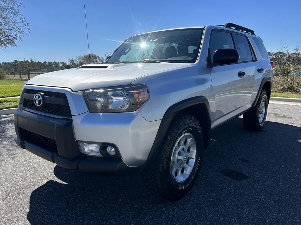 2011 Toyota 4Runner 5th Gen - Image 8 of 31