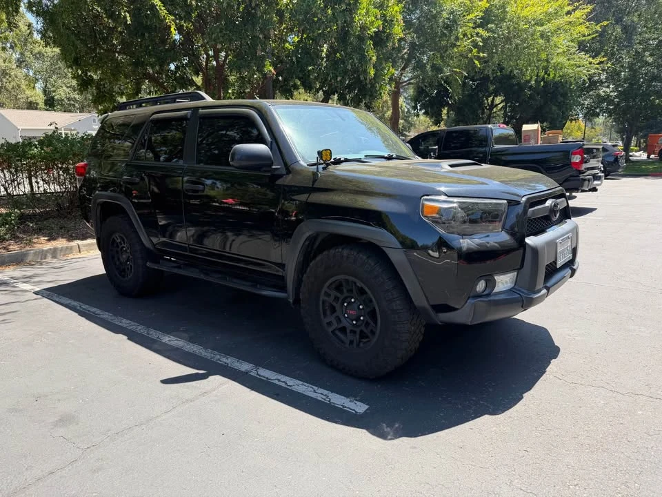 2011 Toyota 4Runner 5th Gen - Image 4 of 10