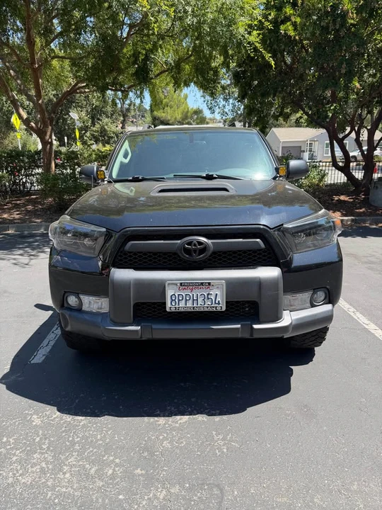 2011 Toyota 4Runner 5th Gen - Image 3 of 10