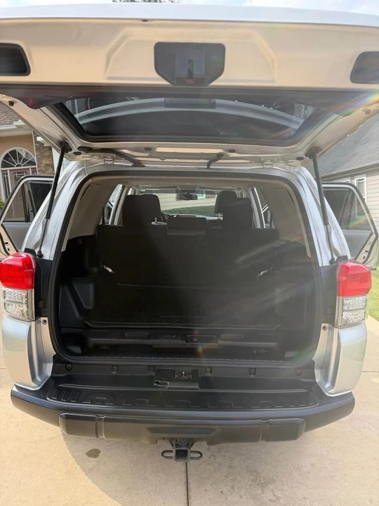 2011 Toyota 4Runner 5th Gen - Image 10 of 15