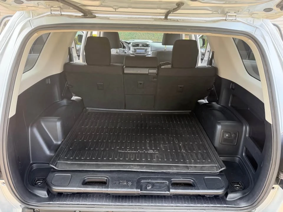 2011 Toyota 4Runner 5th Gen - Image 11 of 15