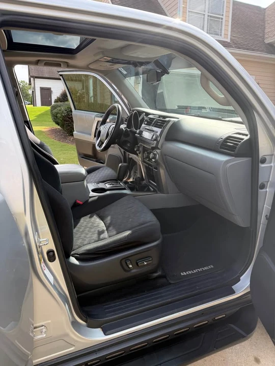 2011 Toyota 4Runner 5th Gen - Image 6 of 15