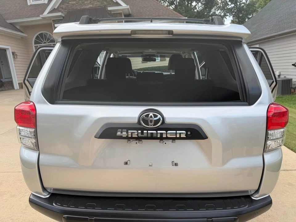 2011 Toyota 4Runner 5th Gen - Image 4 of 15