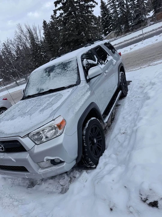 2011 Toyota 4Runner 5th Gen - Image 4 of 4