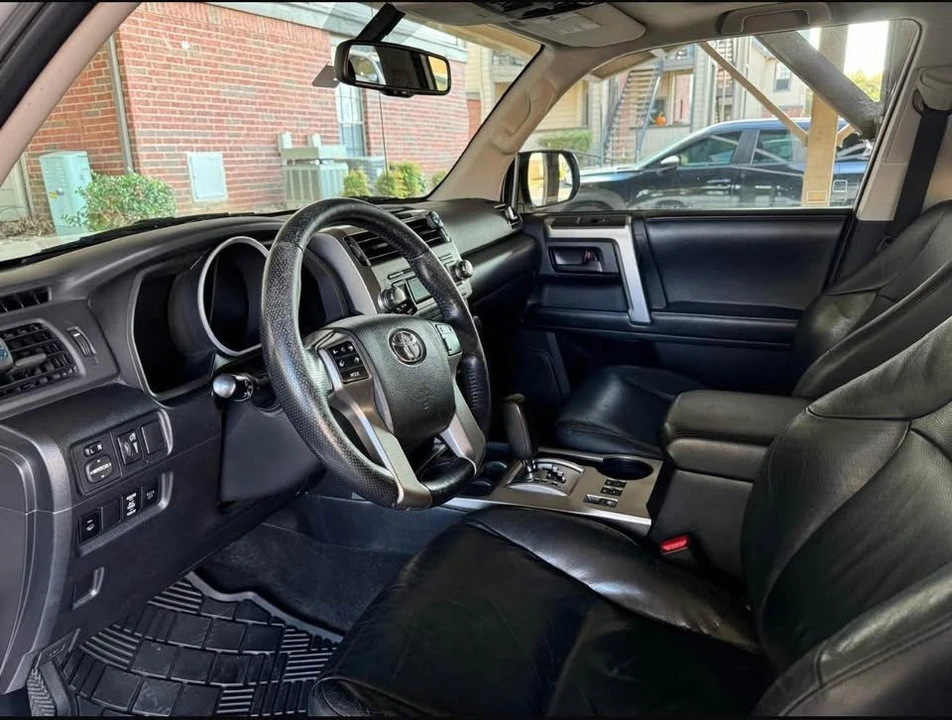 2011 Toyota 4Runner 5th Gen - Image 6 of 7