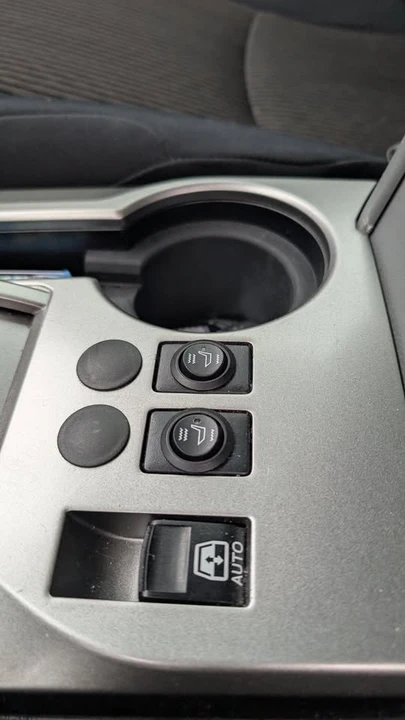 2011 Toyota 4Runner 5th Gen - Image 8 of 13