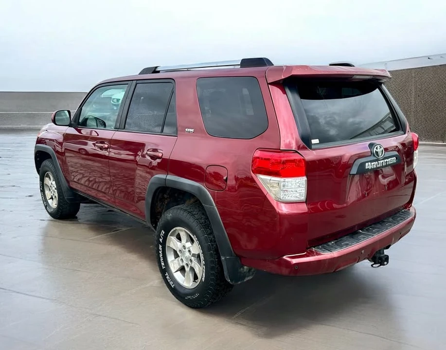 2011 Toyota 4Runner 5th Gen - Image 4 of 11