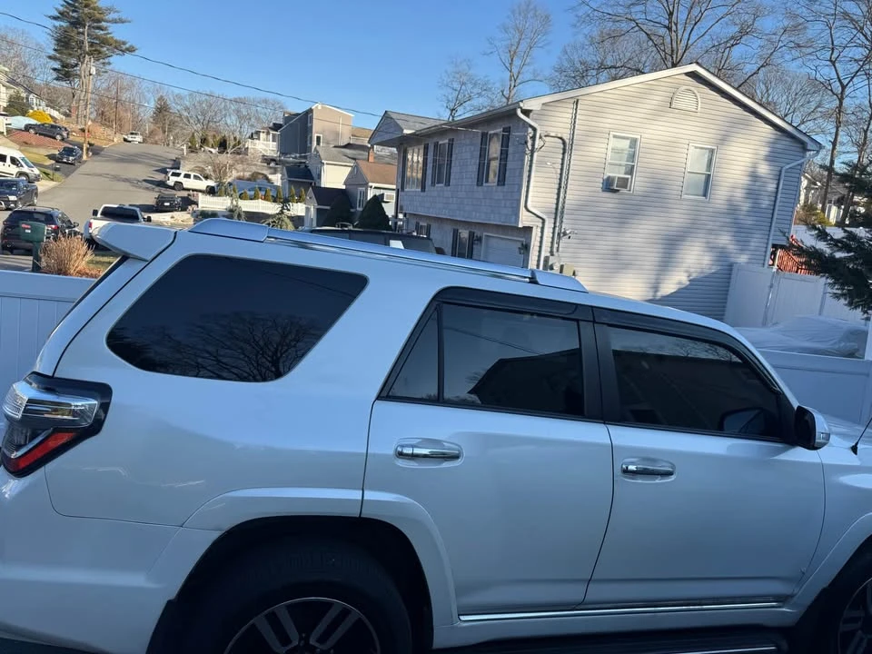 2011 Toyota 4Runner 5th Gen - Image 5 of 15