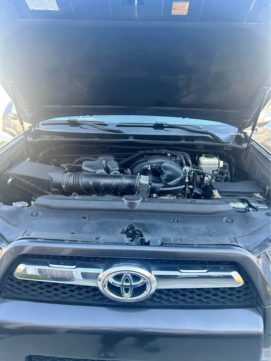 2011 Toyota 4Runner 5th Gen - Image 5 of 12
