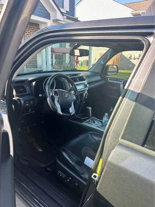 2011 Toyota 4Runner 5th Gen - Image 4 of 12