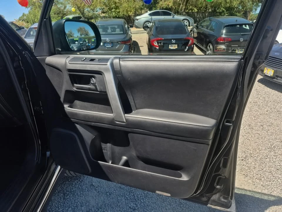 2011 Toyota 4Runner 5th Gen - Image 13 of 20