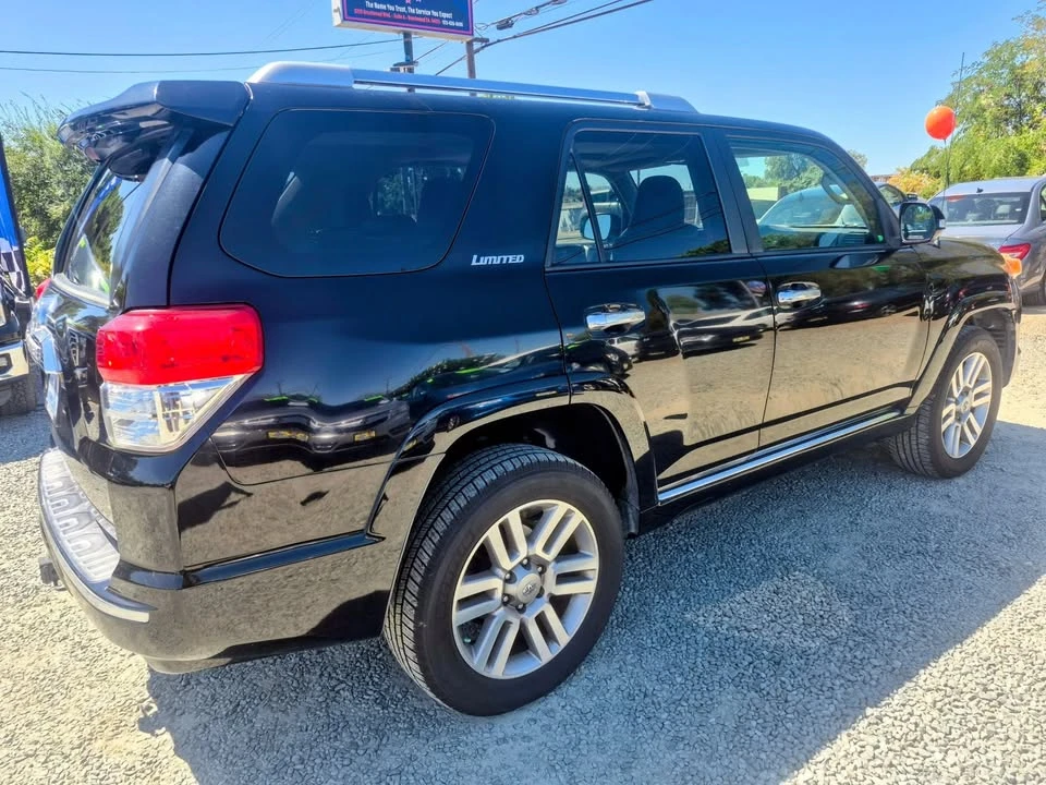 2011 Toyota 4Runner 5th Gen - Image 11 of 20