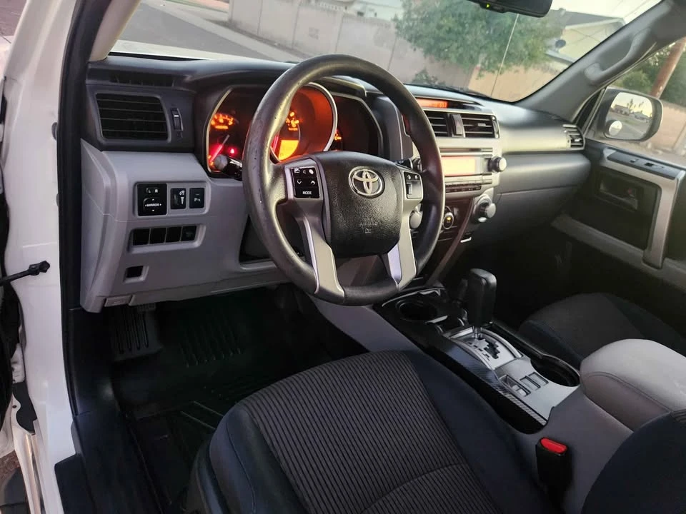 2011 Toyota 4Runner 5th Gen - Image 19 of 20